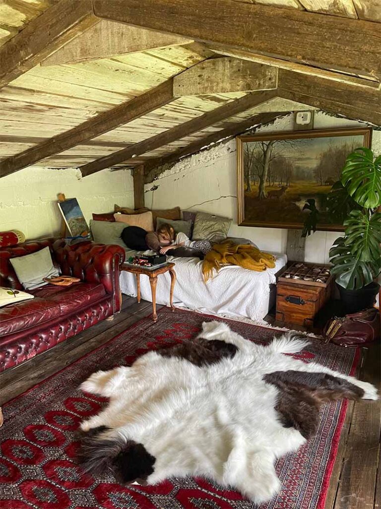 Iceland retreat room